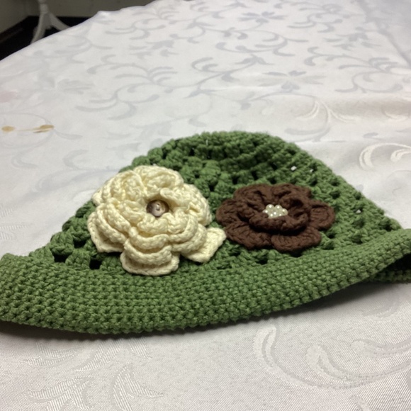 Vintage green HAT KNIT.  With beautifflowers must see beautiful handmade artisan - Picture 4 of 8